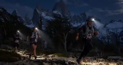 100 kilómetros en la oscuridad: la carrera extrema que se corre de noche en El Chaltén