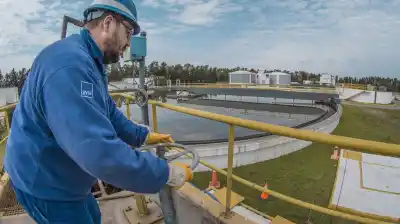 Dos ofertas sobre la mesa: quién se quedará con el agua de millones de bonaerenses