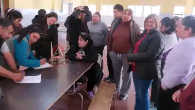 El comedor de una escuela de Fiambalá quedó en jaque y los padres apuntan a un detalle que nadie quiere asumir