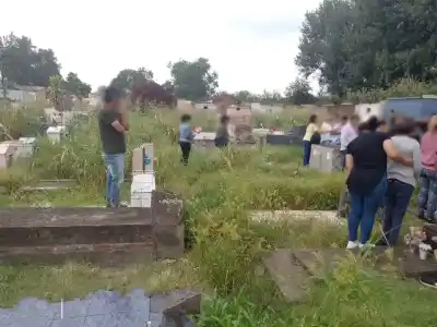 Villa Quinteros: “Quejas de vecinos por el mal estado del cementerio”