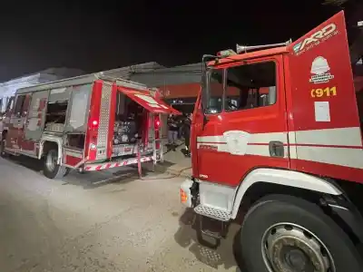 El fuego llegó al banco por la noche: lo que encontraron detrás de los cajeros