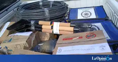 Entró a trabajar como empleado, pero lo que la policía encontró en su casa lo complicó todo