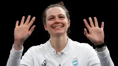 Ganó el oro en los Suramericanos y reveló qué llevaba puesto debajo del traje
