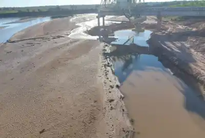 El río Bermejo cambió de rumbo y las máquinas ya trabajan en Puerto Lavalle