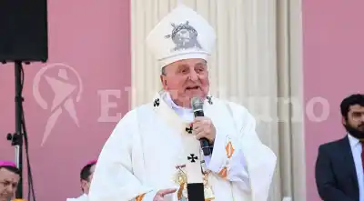 En plena misa del Milagro, Cargnello le habló a Villarruel y le dejó un mensaje que dio que hablar