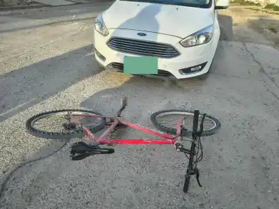 Pedaleaba en Chubut y terminó en el hospital: la policía quiere saber qué pasó