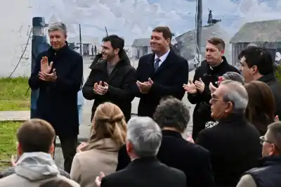 Rawson cumplió 161 años y el gobernador firmó convenios que cambiarán la ciudad