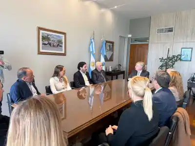 Un juez de la Corte Interamericana desembarcó en La Pampa y se reunió con las máximas autoridades