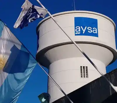 Dos empresas se pelean por el negocio del agua en Buenos Aires: quiénes son los oferentes