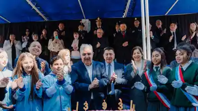 Pomán sopló 393 velitas y lo que dejaron inaugurado cambia el día a día