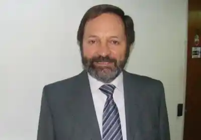 La interna radical estalló: acusan a la conducción de "mafiosa" y anuncian un batacazo judicial