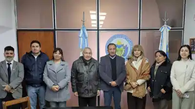 Firmaron un convenio para que los afiliados del IPSST de Trancas ya no viajen a la capital