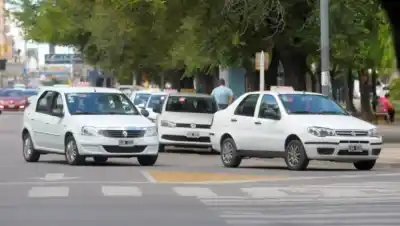 Bahía Blanca: Un proyecto radical quiere cambiar para siempre cómo viajamos en taxi y remís