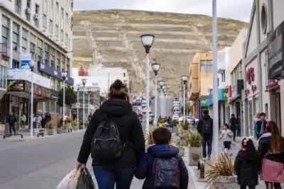 El sector que emplea a 12.000 comodorenses y que ya no llega a fin de mes