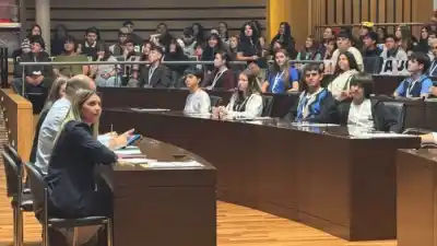 Misiones: 36 escuelas toman las bancas de la Legislatura y hay propuestas que ya son ley