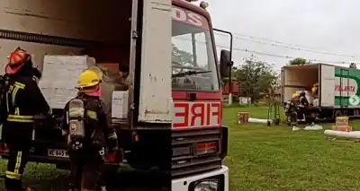 Alerta en Yerba Buena: Un camión con sustancias peligrosas generó una emergencia inesperada
