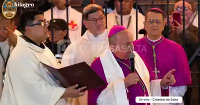Cargnello habló ante miles en la Catedral y dejó un mensaje que incomoda a propios y ajenos