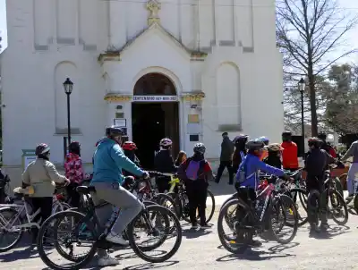 140 ciclistas partieron con helada rumbo al santuario: lo que pasó al llegar a San José