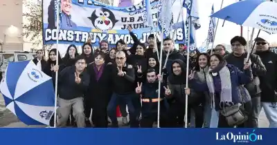Asumió al frente del PJ en Río Gallegos y lanzó una advertencia que sacudió el acto