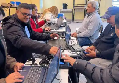 Tres Isletas: el trámite que muchos venían postergando llegó puerta a puerta
