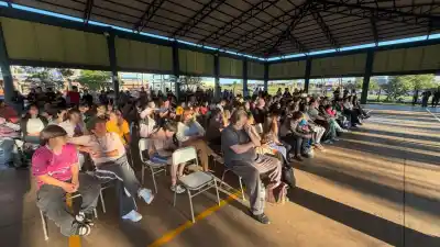 Una escuela nueva en Itaembé Guazú y una orientación que no existe en ningún otro lugar del país