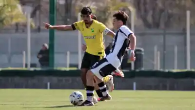 Central Córdoba y Defensa y Justicia se enredaron en un partido de locos: cinco goles y un final que nadie esperaba