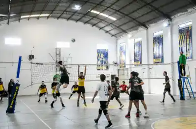 Más de 800 estudiantes coparon los clubes de Paraná y recién empiezan