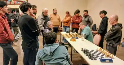 El ajedrez catamarqueño se juega la última ficha: 30 jugadores y una definición que nadie quiere perderse