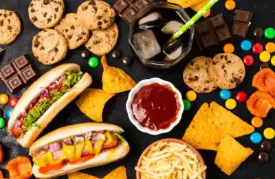 ¿Tu comida favorita está dañando tu cerebro? La advertencia de los expertos sobre lo que comes todos los días