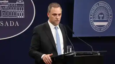 La Justicia apunta al patrimonio de Adorni: qué buscan en sus propiedades y su country