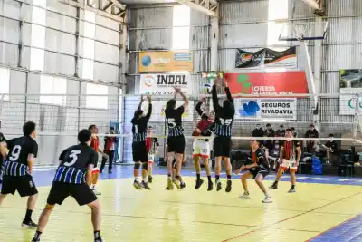 Más de 800 estudiantes coparon Paraná: la disciplina que abrió la fiesta y lo que se viene