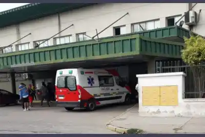 Estaba recostada con el celular en la mano y no respondía: el desesperado pedido de auxilio de su marido