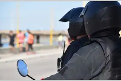 Dejaron el auto sin seguridad para hacer ejercicio y volvieron con una amarga sorpresa