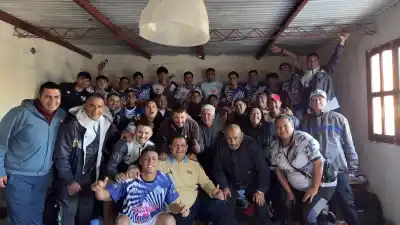 Albardón define todo en su casa: para seguir en la Copa País necesita algo que casi nadie logra
