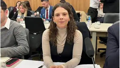 Santa Fe llevó al Congreso un plan para las familias que ya no pueden pagar sus deudas