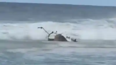 Helicóptero turístico se desploma en Hawái: el trágico final de un vuelo para “aventureros”