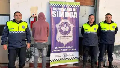Lo esperaron escondidos en el fondo de una casa, pero la bolsa blanca los delató