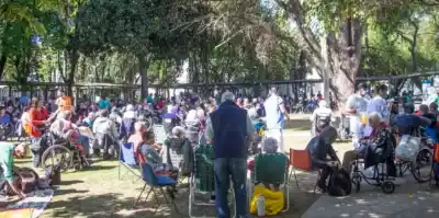 El hogar de 180 jubilados en Temperley tiene fecha de remate: las familias no saben qué pasará con sus abuelos