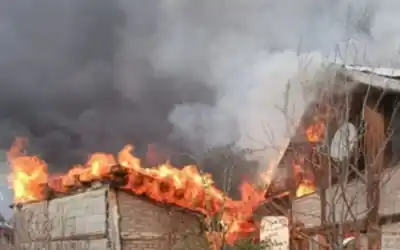 Soldaba en su galpón de Esquel y terminó con los bomberos adentro: qué encontraron