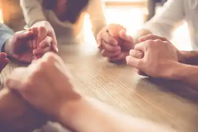 Se juntan a hablar de lo que casi nadie quiere hablar: el encuentro gratuito en Comodoro que ya tiene fecha