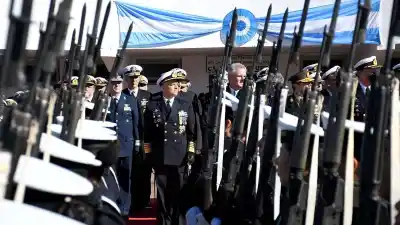 La Armada encontró 645 pagos que no deberían existir: hay un nombre que lo complica todo