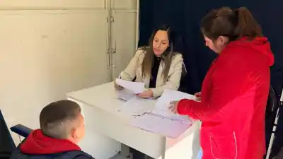 El trámite que muchos tucumanos postergaron llega ahora a un barrio de la Capital