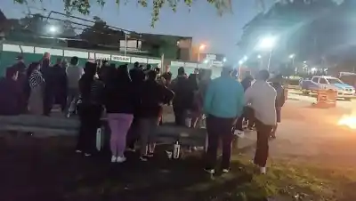 La planta que alimenta a una ciudad entera está en la cuerda floja y los trabajadores ya no saben a quién preguntarle