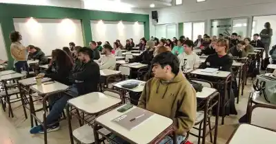 Río Tercero: más de 80 jóvenes ya caminan la universidad que no para de crecer