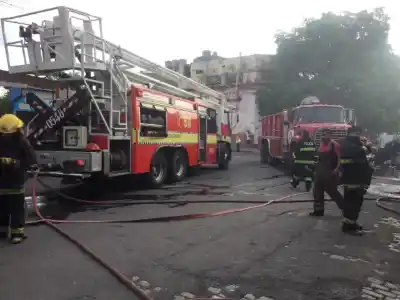 VIDEO| Feroz incendio en “El Bajo”