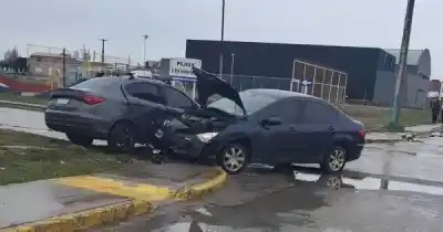 Choque en la Laguna de los Patos: el detalle que dejó a los dos autos fuera de juego