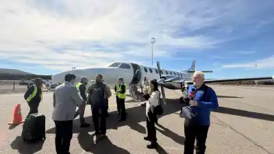 Volvió el vuelo que une Neuquén con la cordillera: 50 minutos y un paisaje que no se ve desde la ruta