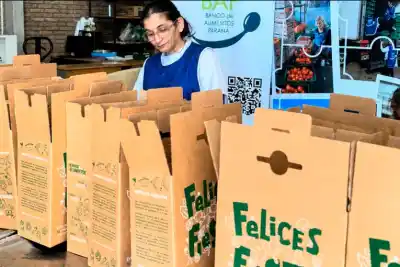 Cambiaron los regalos de fin de año por cajas que llegan a 260 comedores: cómo participar