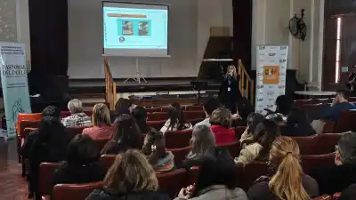 Más de 65 docentes de Villa Mercedes aprendieron a desarmar las fake news: el dato que casi nadie conoce