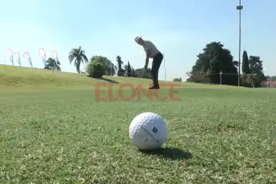 El torneo de golf que vuelve a Paraná después de años y que tiene un motivo que nadie esperaba